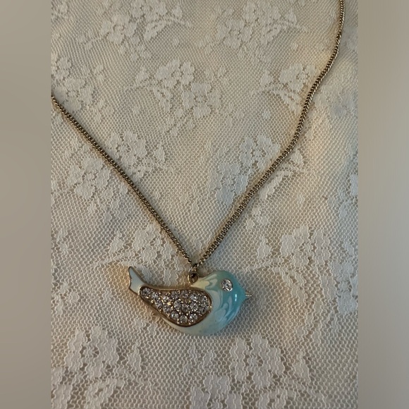 Elegant Blue Bird Pendant Necklace Gold Tone Necklace - Picture 2 of 5